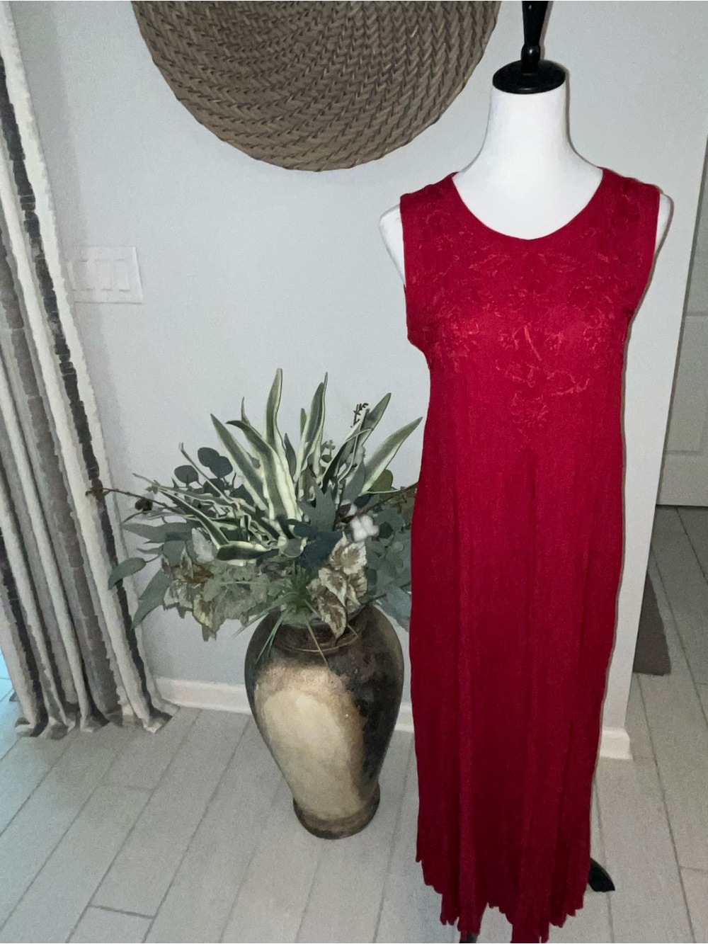 Sleeveless Red Lace Trim Maxi Dress